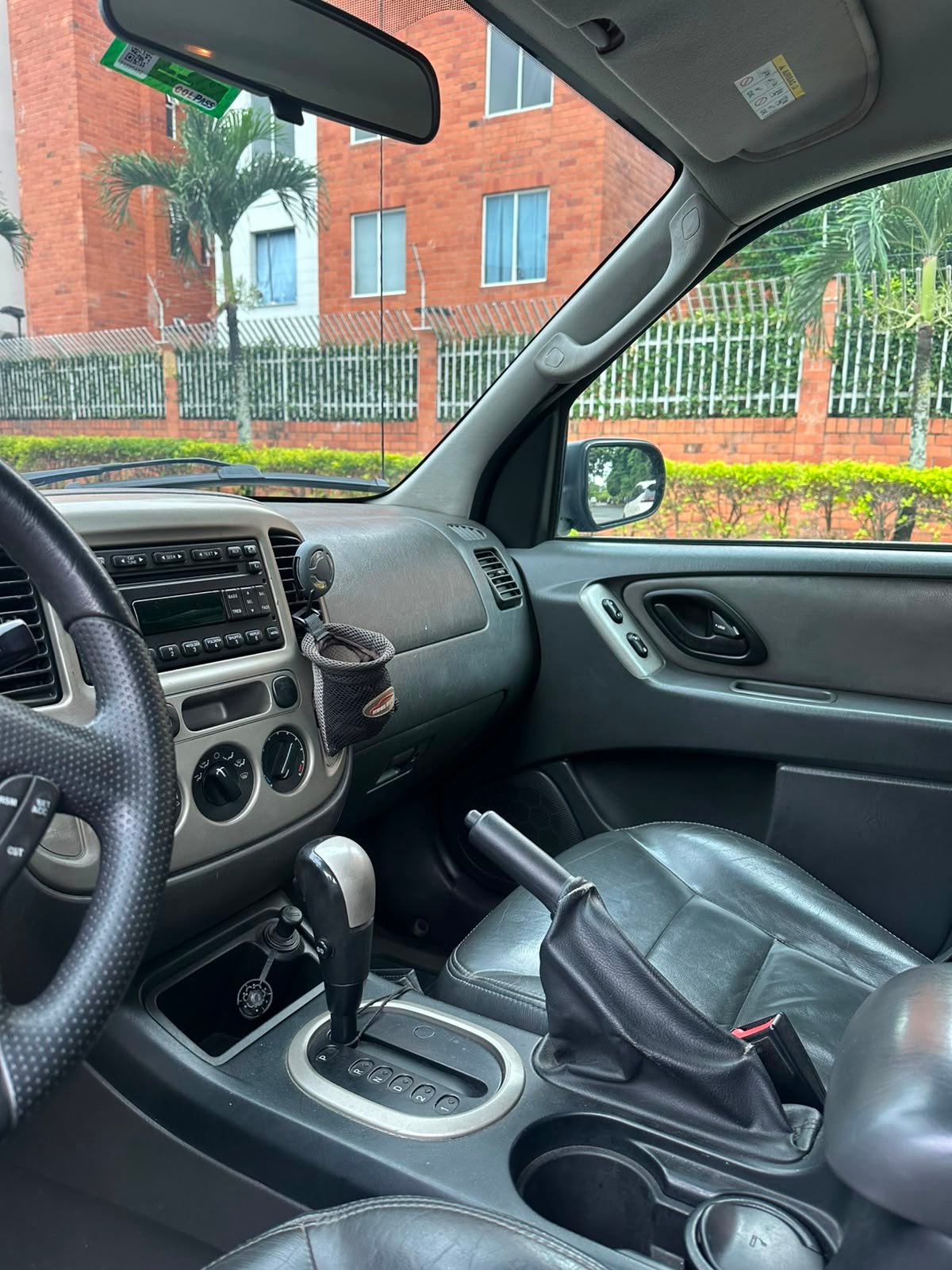 FORD ESCAPE 2007 AT