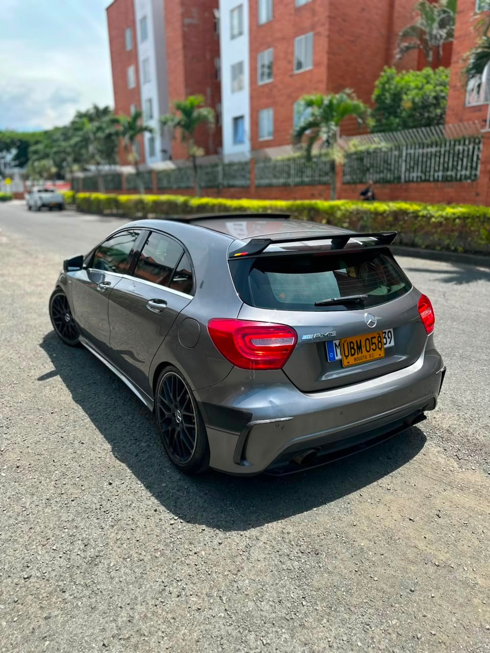 MERCEDEZ BENZ A200 AMG LINE